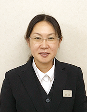 綾部 加奈